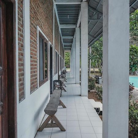 Hotel Reddoorz Near Pantai Florida Anyer Serang Exteriér fotografie