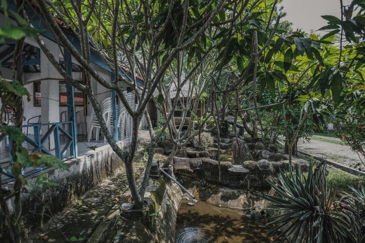 Hotel Reddoorz Near Pantai Florida Anyer Serang Exteriér fotografie