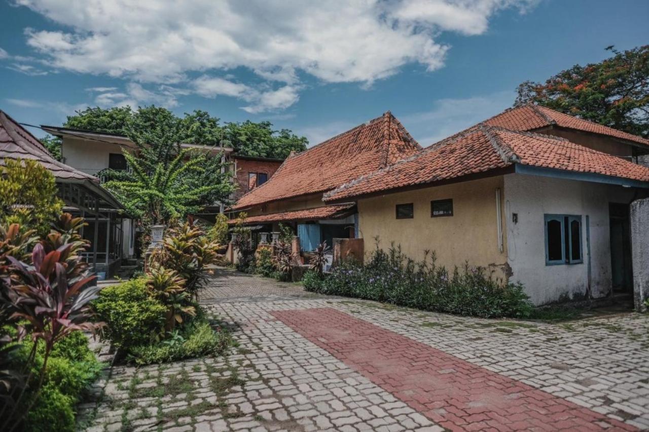 Hotel Reddoorz Near Pantai Florida Anyer Serang Exteriér fotografie