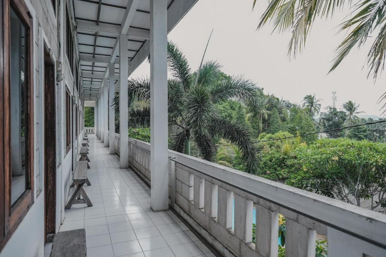 Hotel Reddoorz Near Pantai Florida Anyer Serang Exteriér fotografie