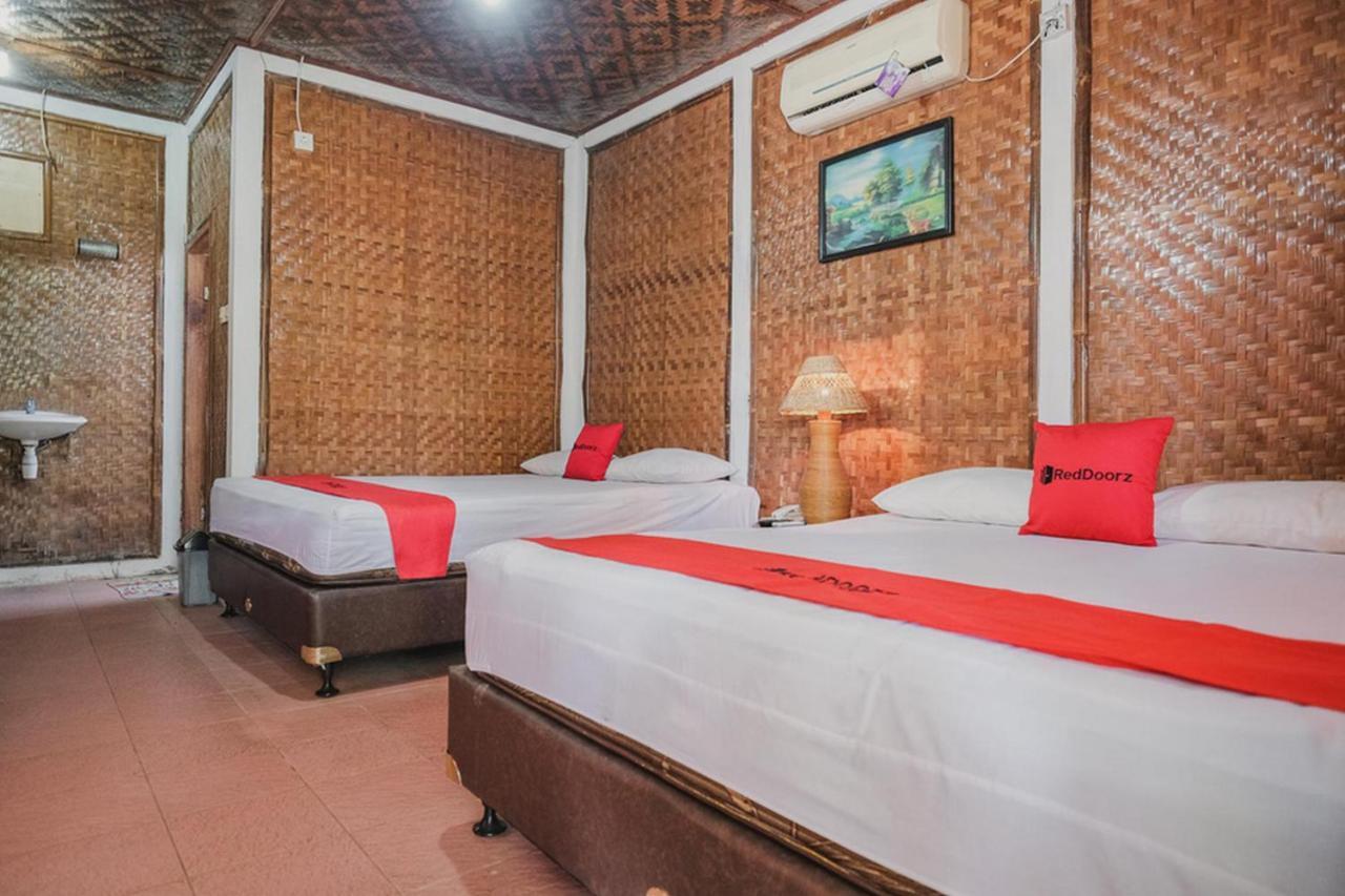 Hotel Reddoorz Near Pantai Florida Anyer Serang Exteriér fotografie