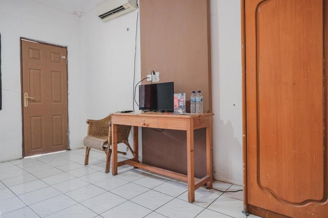 Hotel Reddoorz Near Pantai Florida Anyer Serang Exteriér fotografie